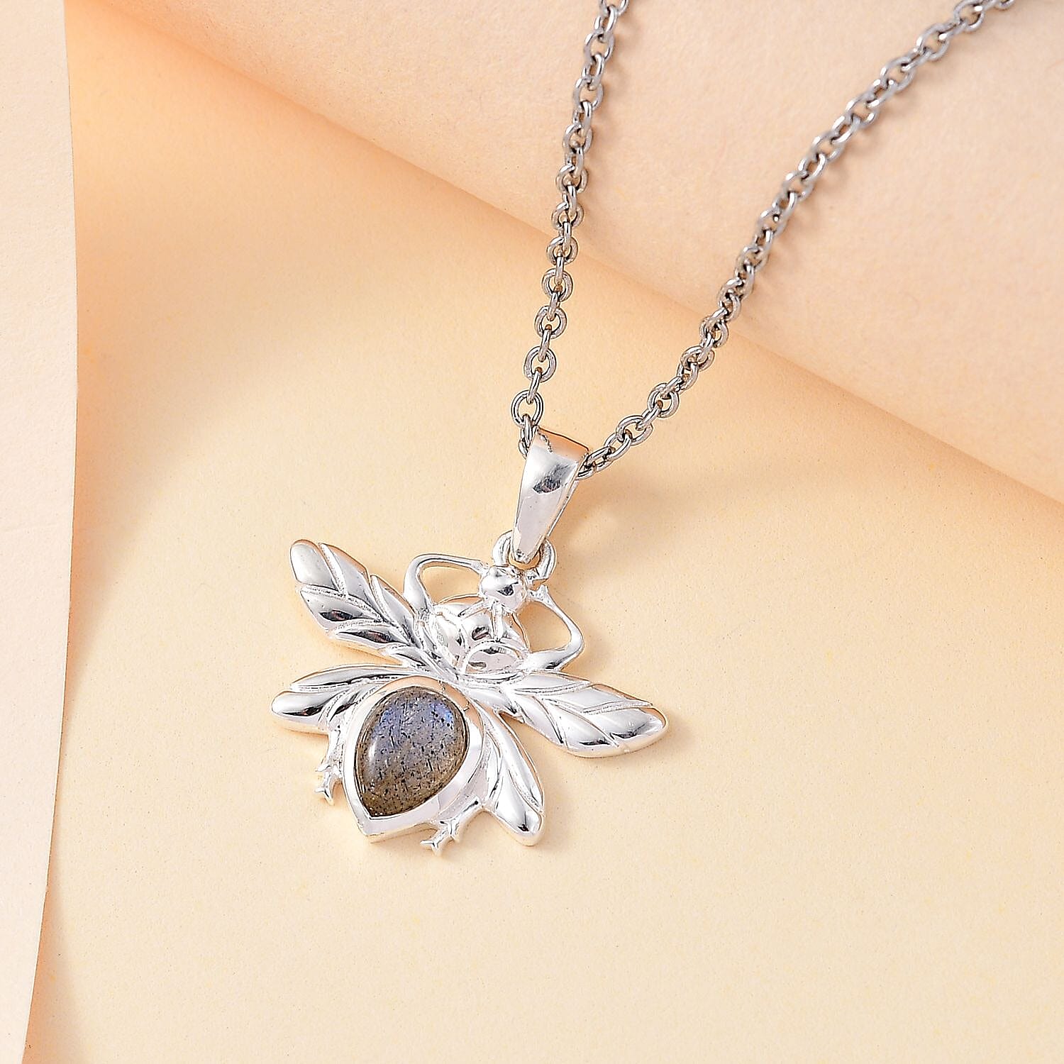 Labradorite Dragon Fly Solitaire Sterling Silver Pendant with Chain (Size 20)