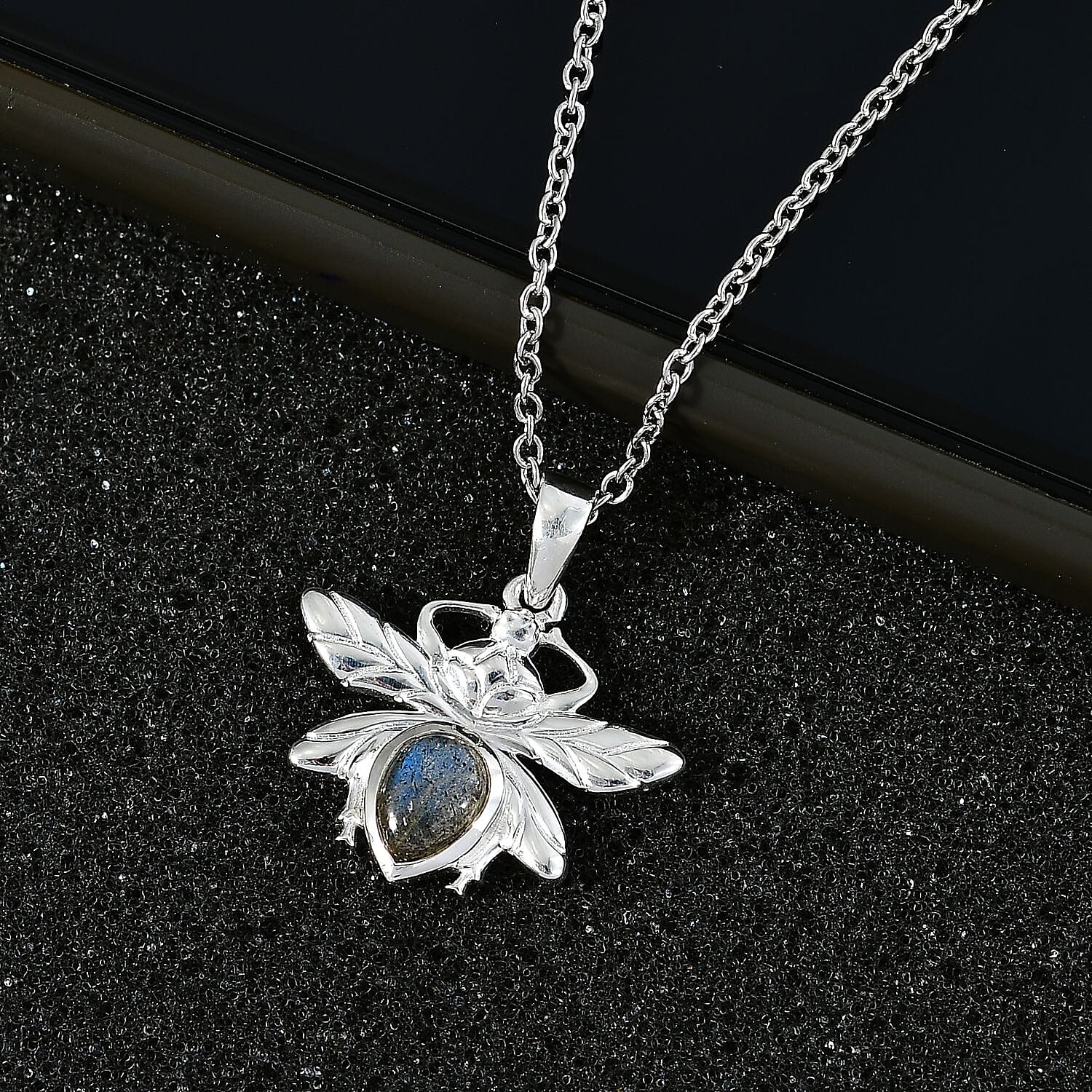 Labradorite Dragon Fly Solitaire Sterling Silver Pendant with Chain (Size 20)