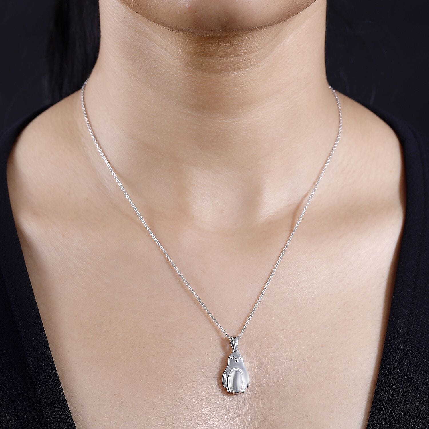 Pendant with Chain (Size 20) in rhodium Sterling Silver  Wt. 5.9 Gms