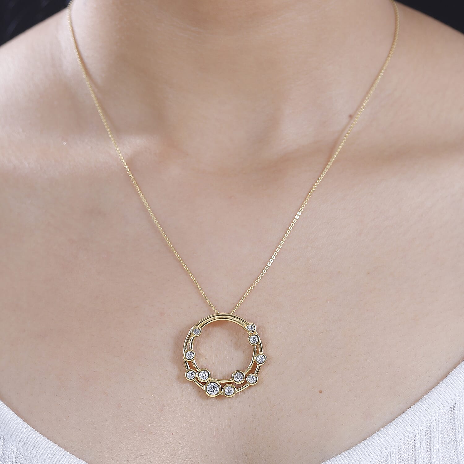 Finest CZ Pendant with Chain (Size 20) in 18K YG Vermeil Sterling Silver 1.28 ct  Silver Wt. 6.6 Gms  1.730  Ct.