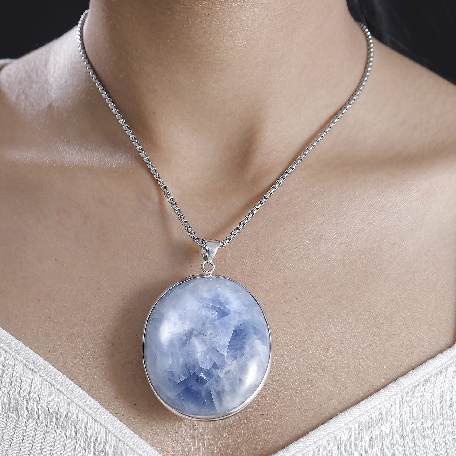 Blue Chalcedony Enhanced Pendant with Chain (Size 20) Stainless Steel 200.000 Ct.