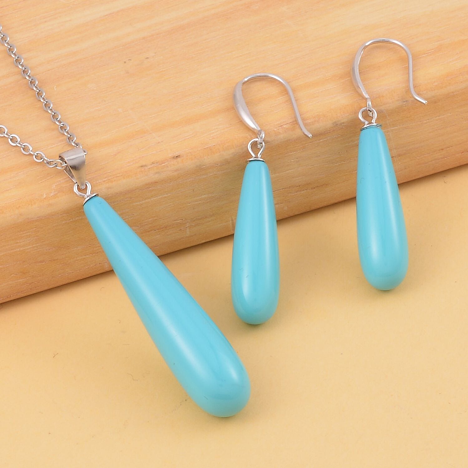 2 Piece Set - Shell Pearl Drop Earring with Hook and Necklace (Size - 20) in Silver Tone 