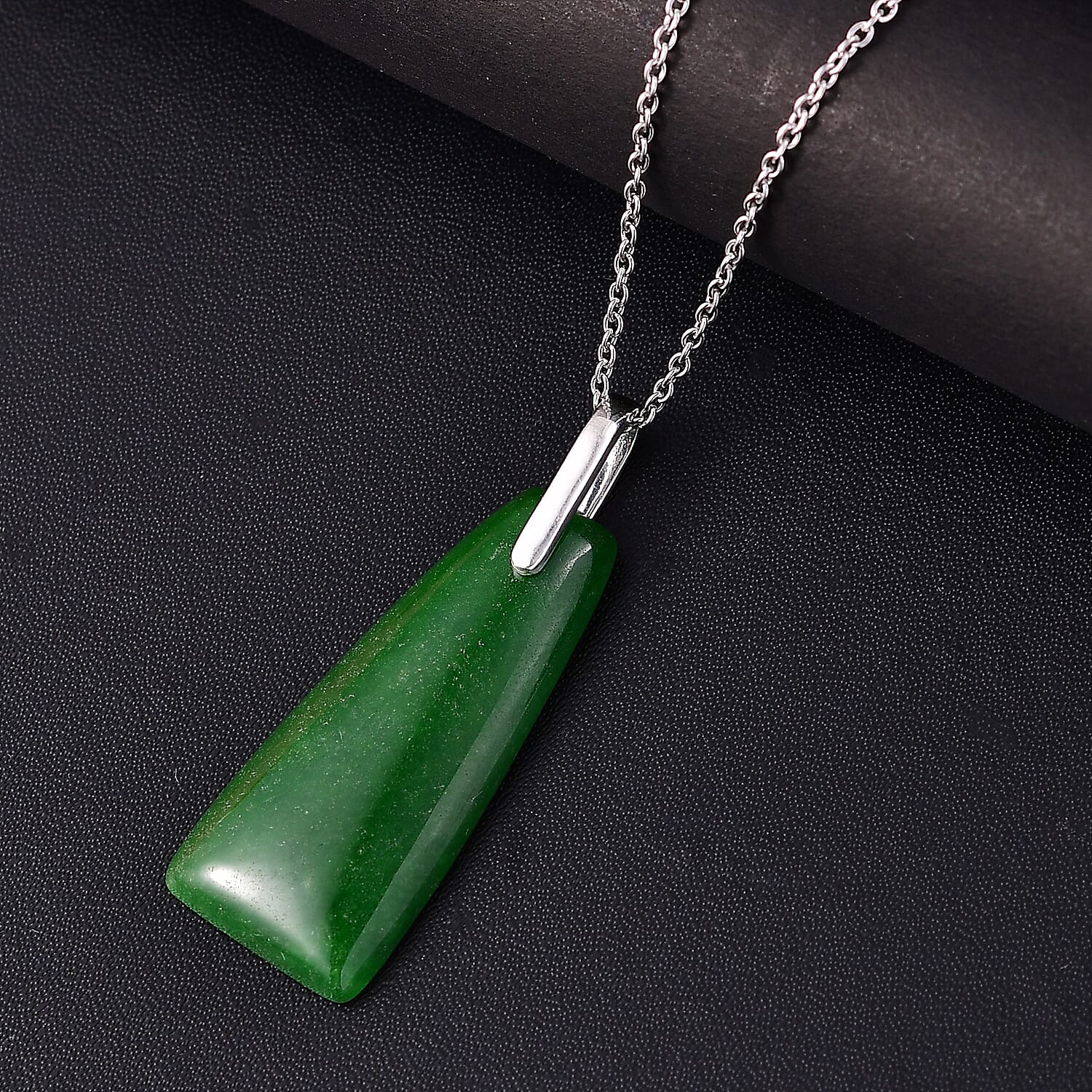 Green Jade Pendant with Chain (Size 20) Mix Metal