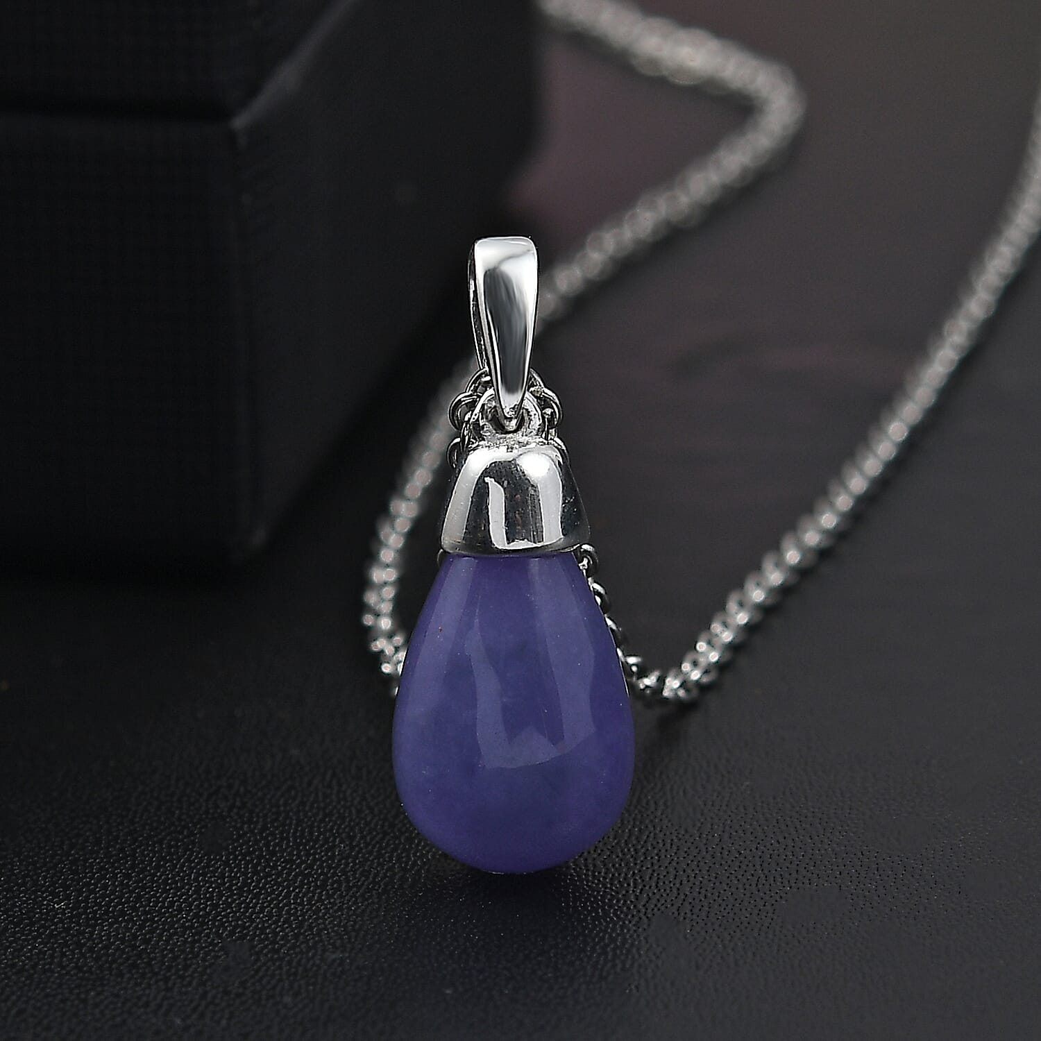 Purple Jade Pendant with Chain (Size - 20) in Sterling Silver 9.10 Ct.
