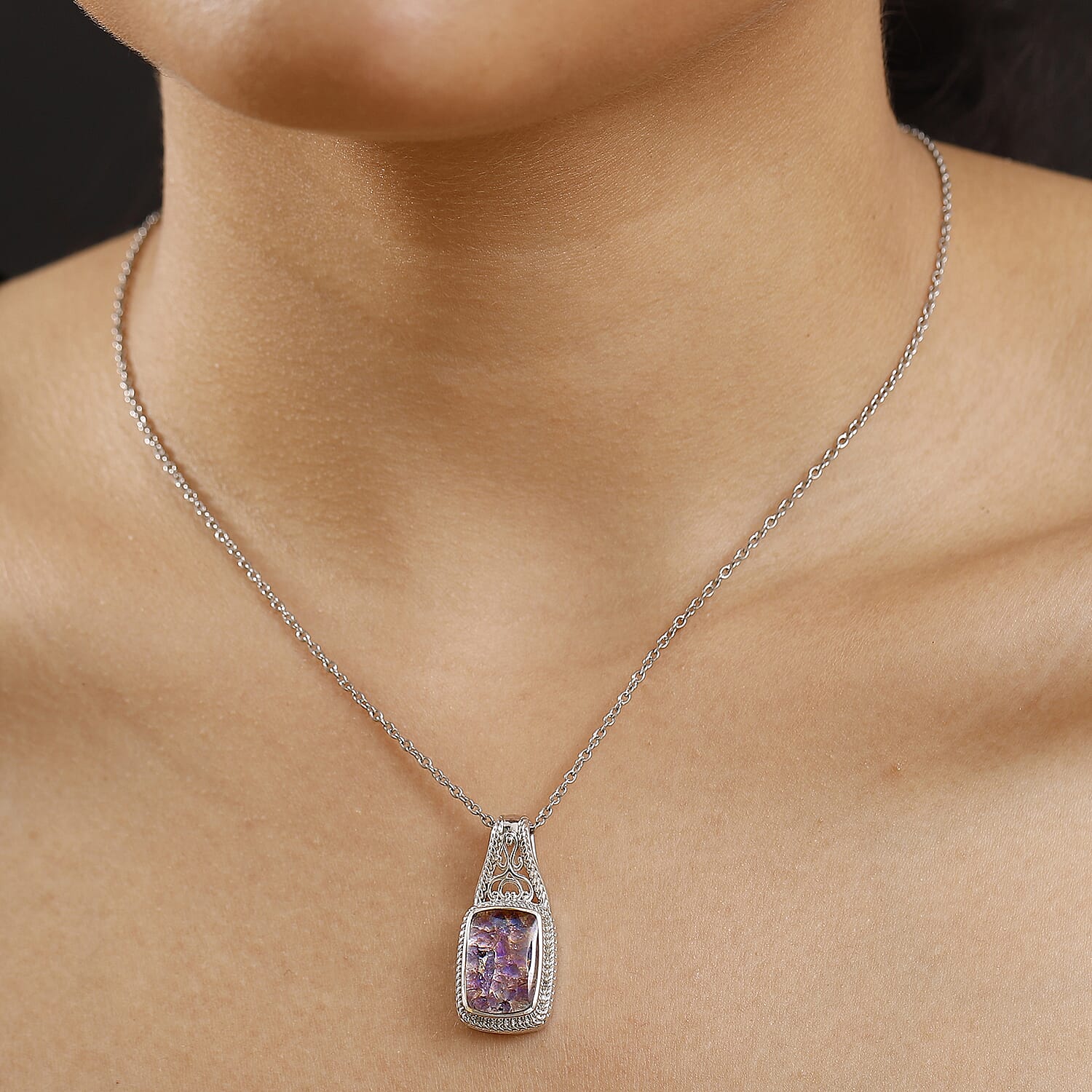 Tanzanite Matrix Pendant with Chain (Size - 20) 8.00 Ct.