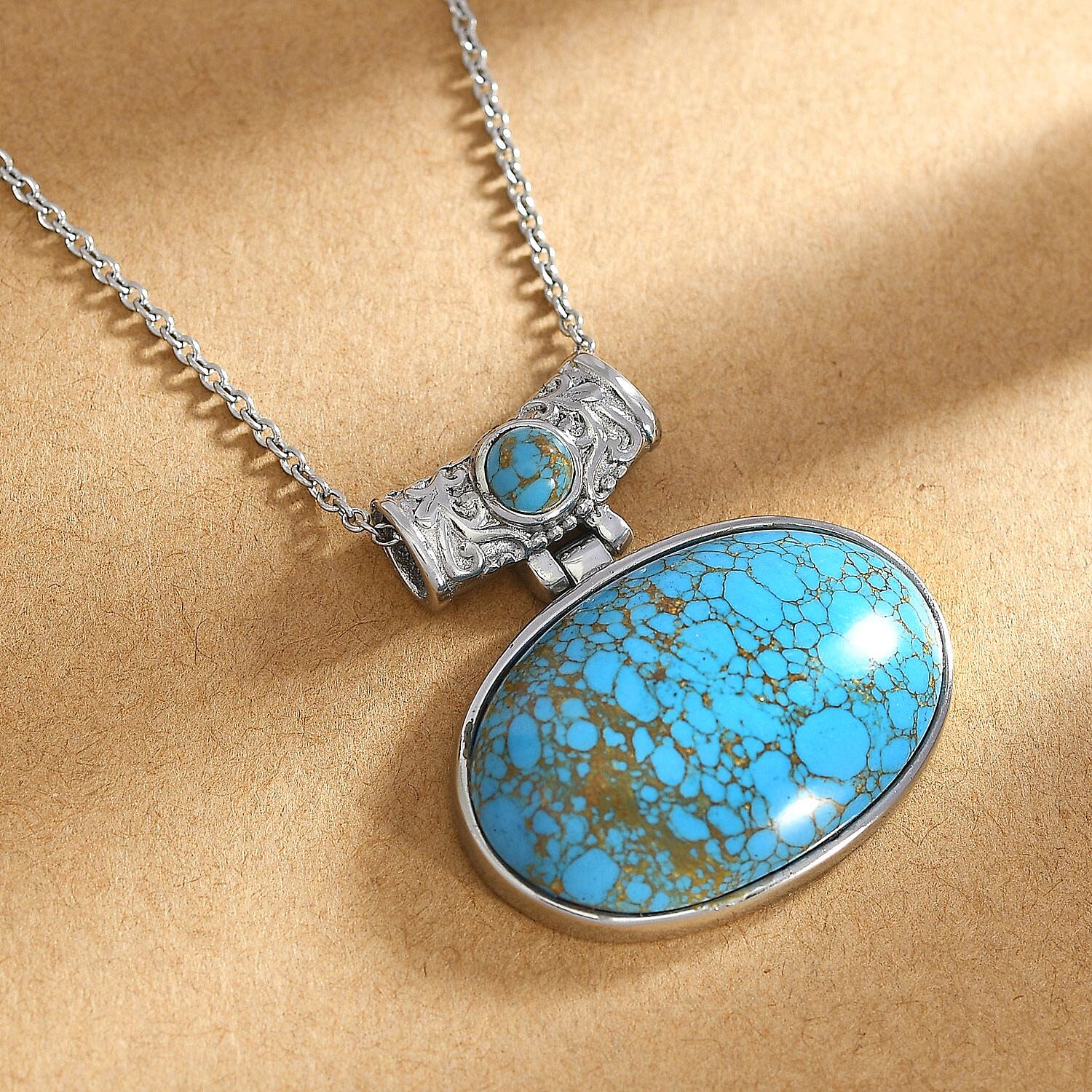 Pendant with Chain (Size 20) with Magnetic Clasp