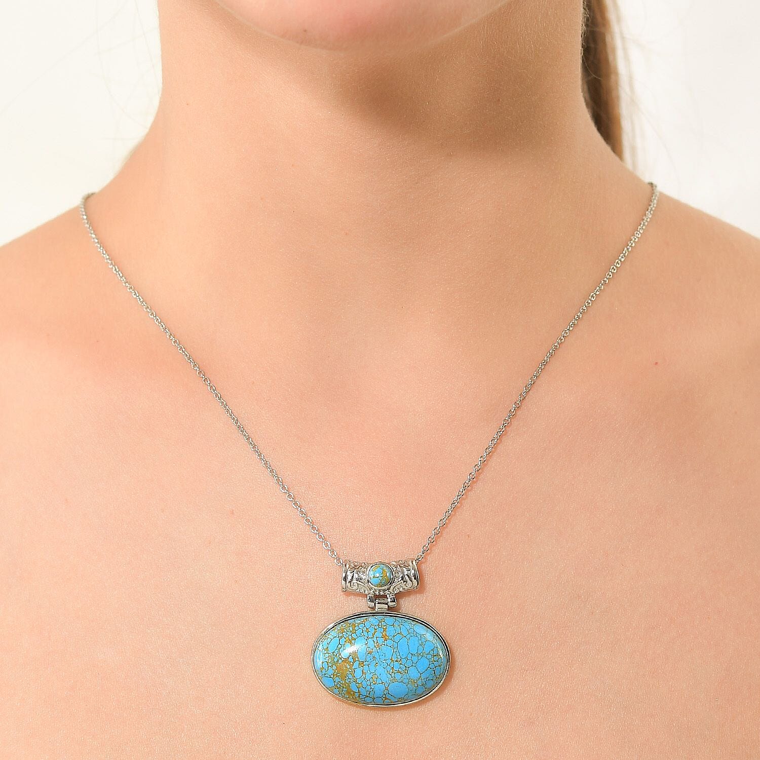 Pendant with Chain (Size 20) with Magnetic Clasp