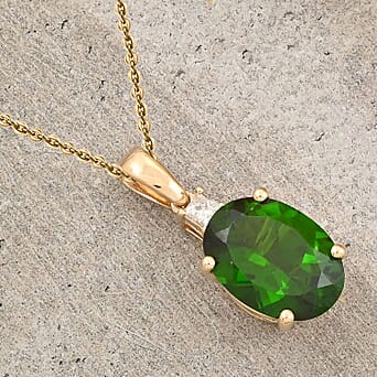 https://tjcuk.sirv.com/Products/43/6/4360381/Certified-Appraised-Luxoro-AAA-Chrome-Diopside-Diamond-Solitaire-Penda_4360381_1.jpg?w=342&h=342