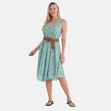 - Maisi Flowy Sleeveless Umbrella Dress with Elastic Belt (One Size) - Green