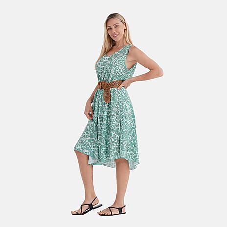 - Maisi Flowy Sleeveless Umbrella Dress with Elastic Belt (One Size) - Green