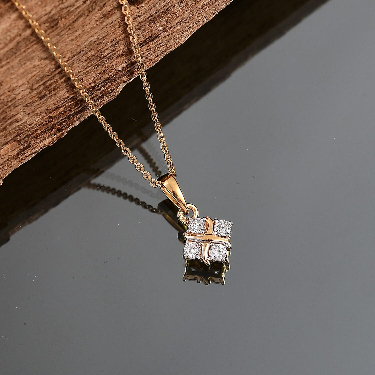 Luxuriant Diamond Lab Grown Diamond (SI-GH) Pendant with Chain (Size 20) in 18K Vermeil Yellow Gold Plated Sterling Silver