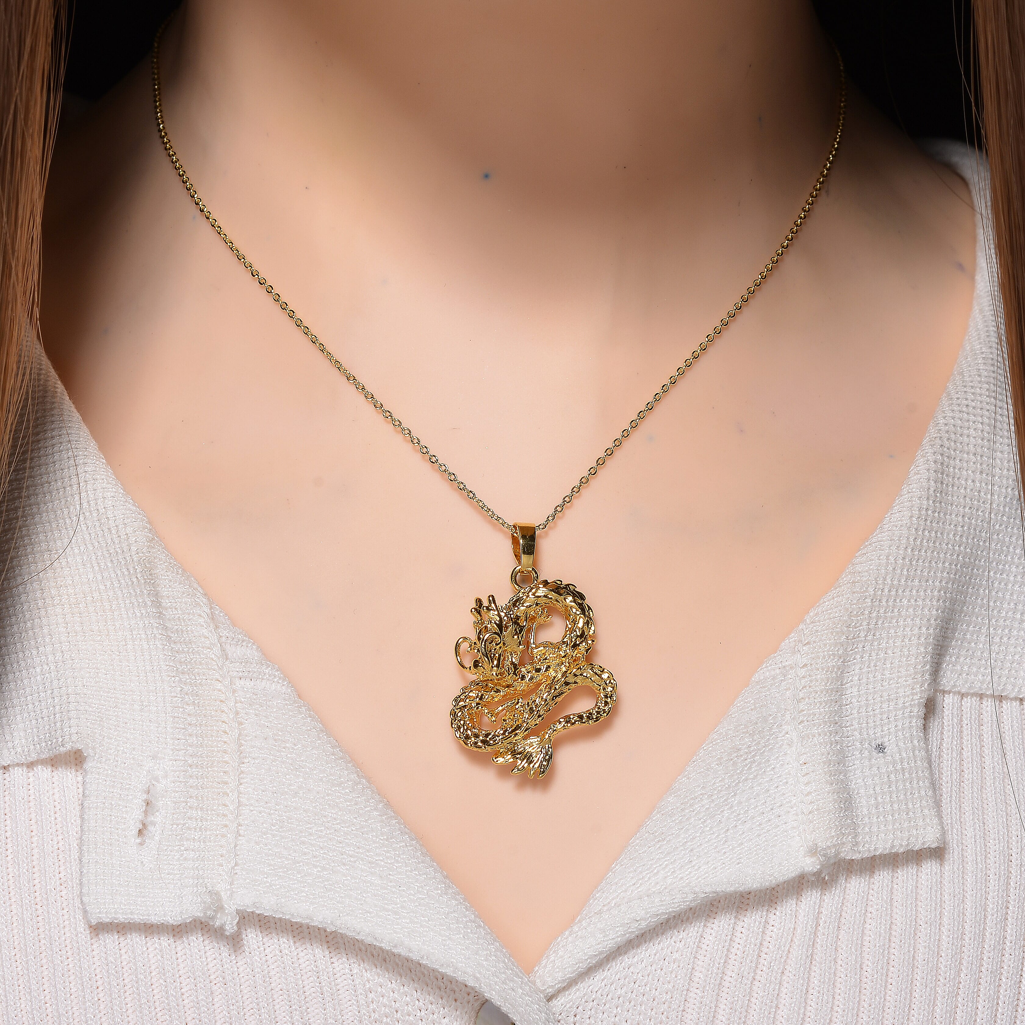 Dragon Pendant with Chain (Size 20) with Lobster Clasp in Gold Plated