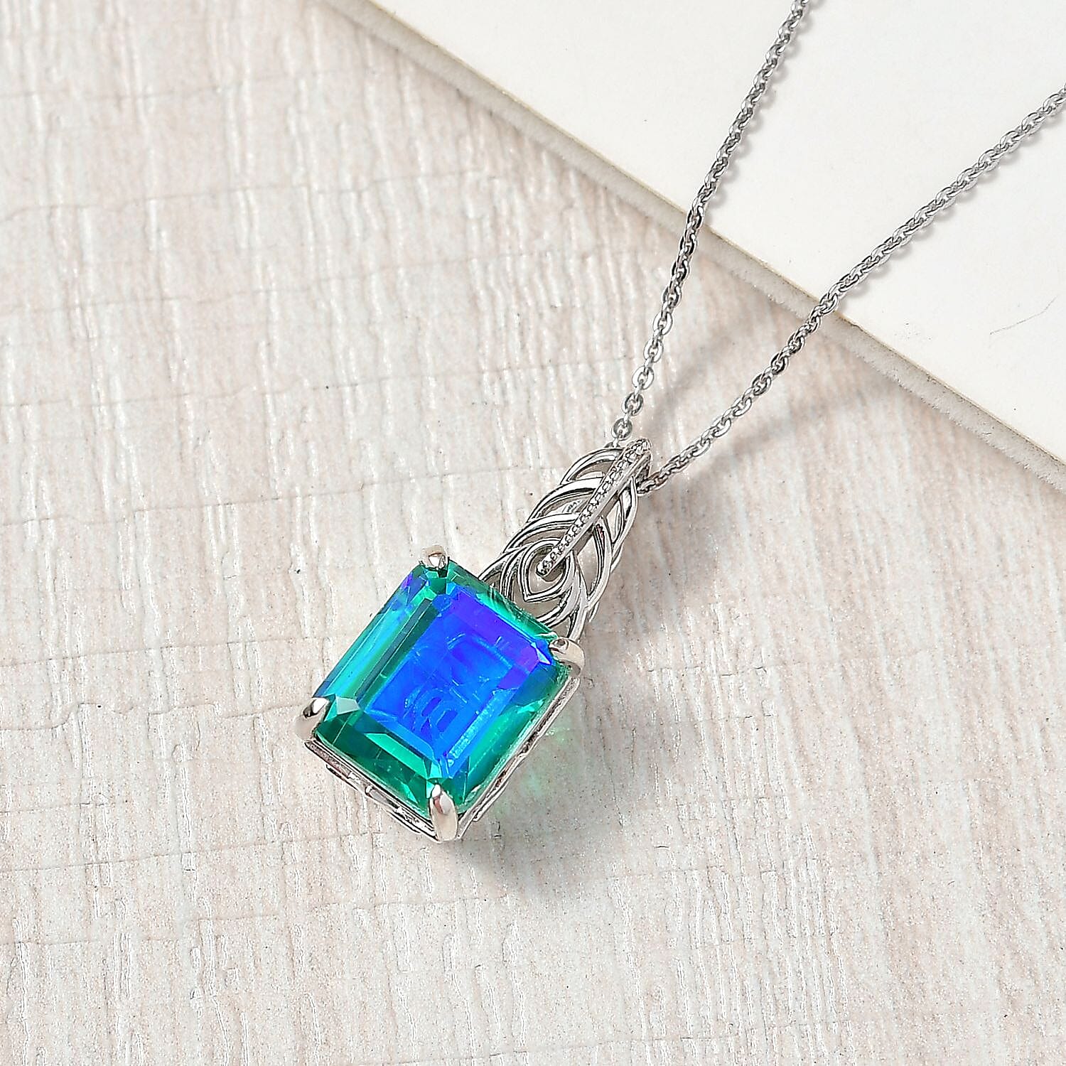 D'joy Peacock Triplet Quartz Pendant with Chain (Size 20) in Rhodium Overlay Sterling Silver 7.21 Ct.