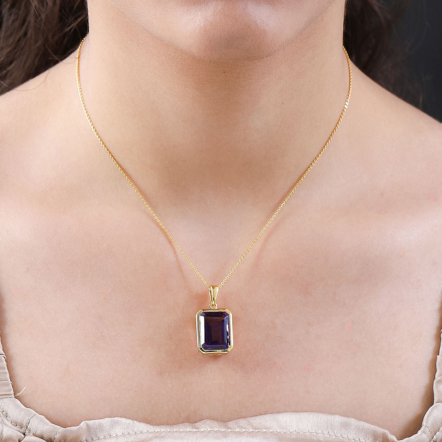 Lusaka Amethyst Solitaire Pendant with Chain (Size - 20) in 18K Vermeil  Yellow Gold Plated Sterling Silver 12.46 Ct.