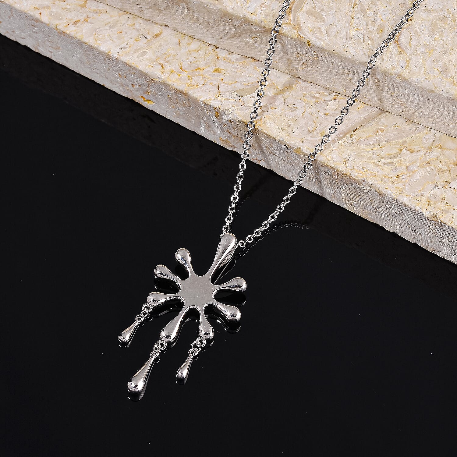 LucyQ Splash Collection - Pendant with Chain (Size 20) in Platinum & Rhodium Overlay Sterling Silver Wt. 6.70 Gms.