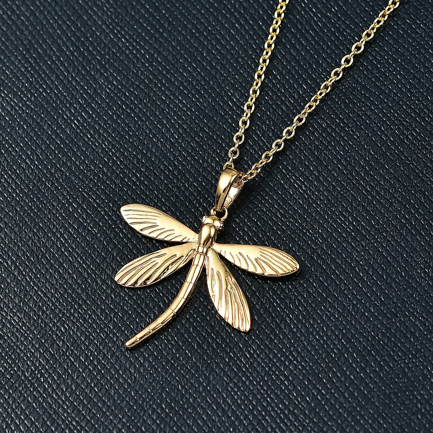 One Time Deal - DragonFly Pendant with Chain (Size 20) in Yellow Gold Plating
