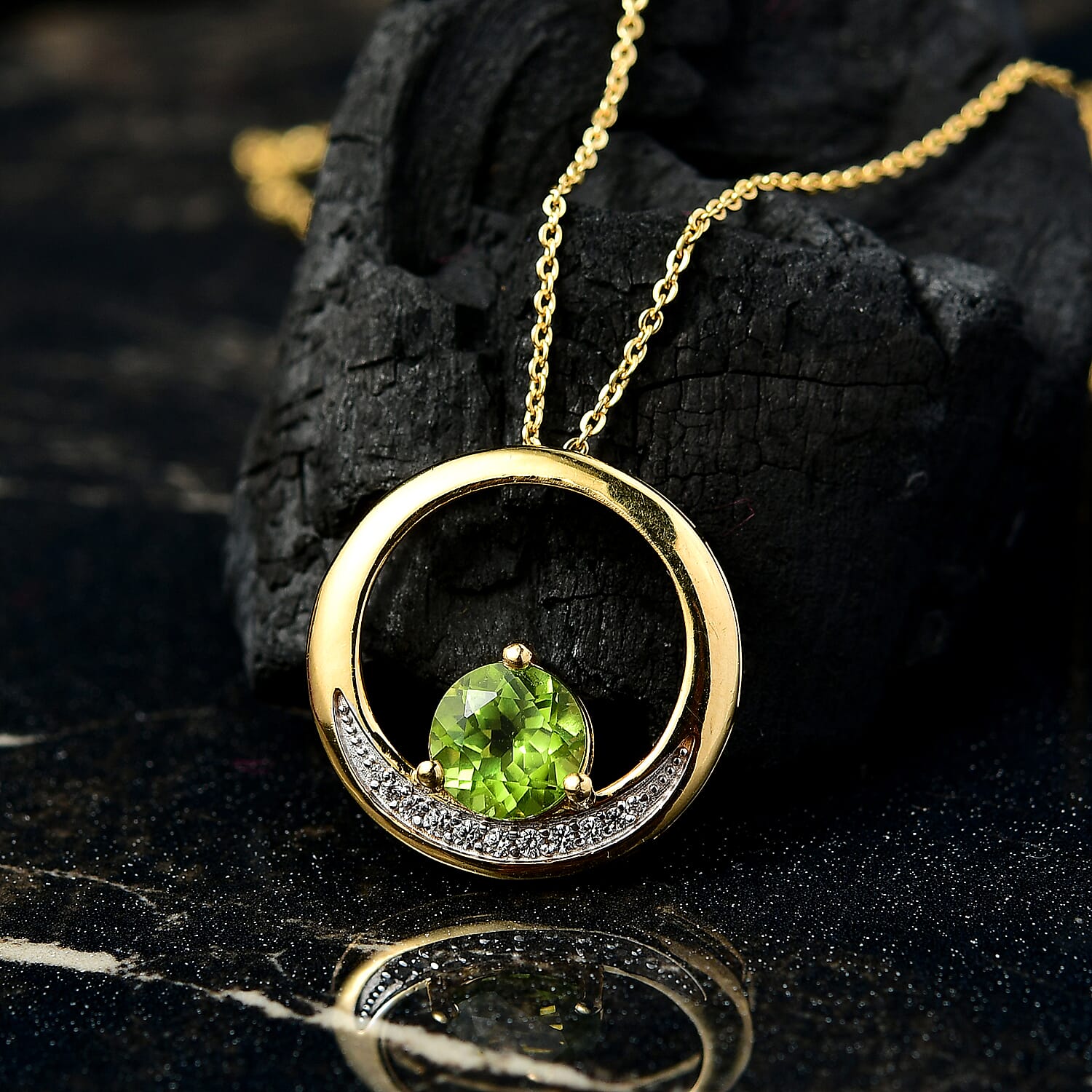 D'joy Peridot Dusk & White Zircon Natural Hebei Peridot with Chain (Size 20) in Yellow Gold Plating Sterling Silver 1.62 Ct.