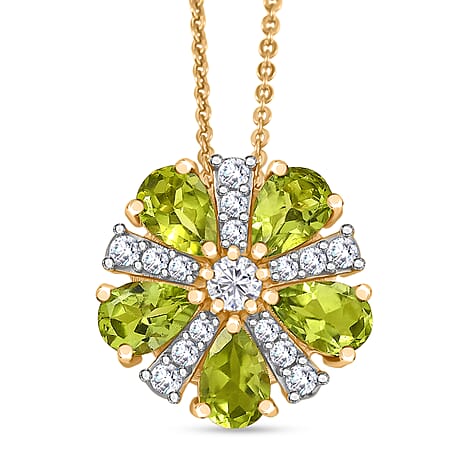 D'joy White Zircon & Natural Hebei Peridot Blossom Pendant with Torn Chain 19DC (Size 20) in Yellow Gold Plating Sterling Silver 2.83 Ct.