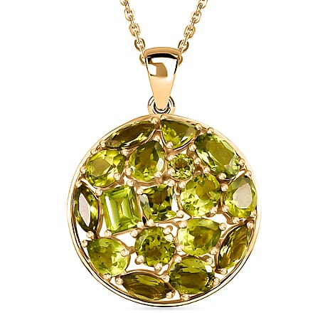 D'joy Natural Hebei Peridot Mosaic Pendant with Chain (Size 20) in Yellow Gold Plating Sterling Silver 5.75 Ct, Silver Wt. 5.20 Gms.