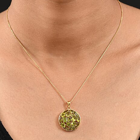 D'joy Natural Hebei Peridot Mosaic Pendant with Chain (Size 20) in Yellow Gold Plating Sterling Silver 5.75 Ct, Silver Wt. 5.20 Gms.