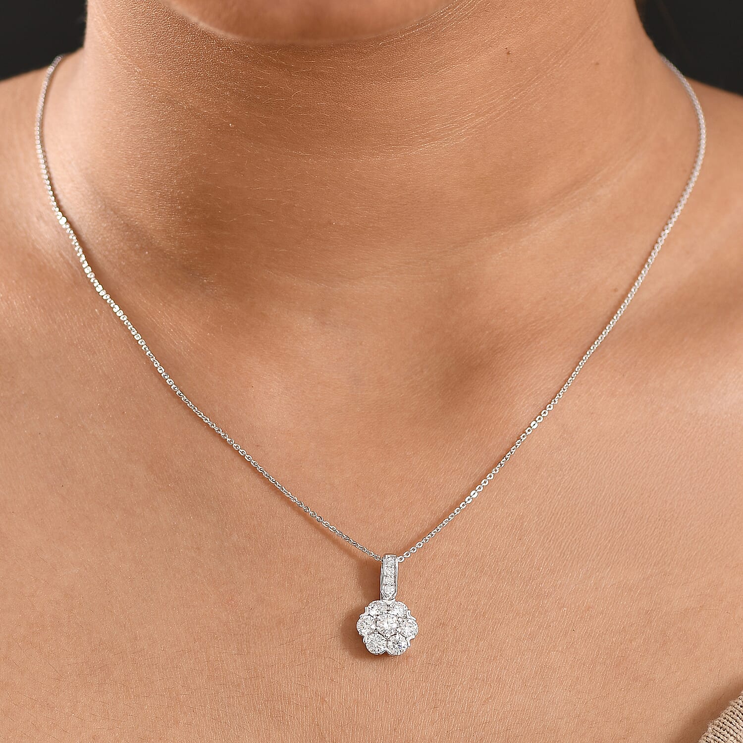 Moissanite Pendant with Chain (Size 20)