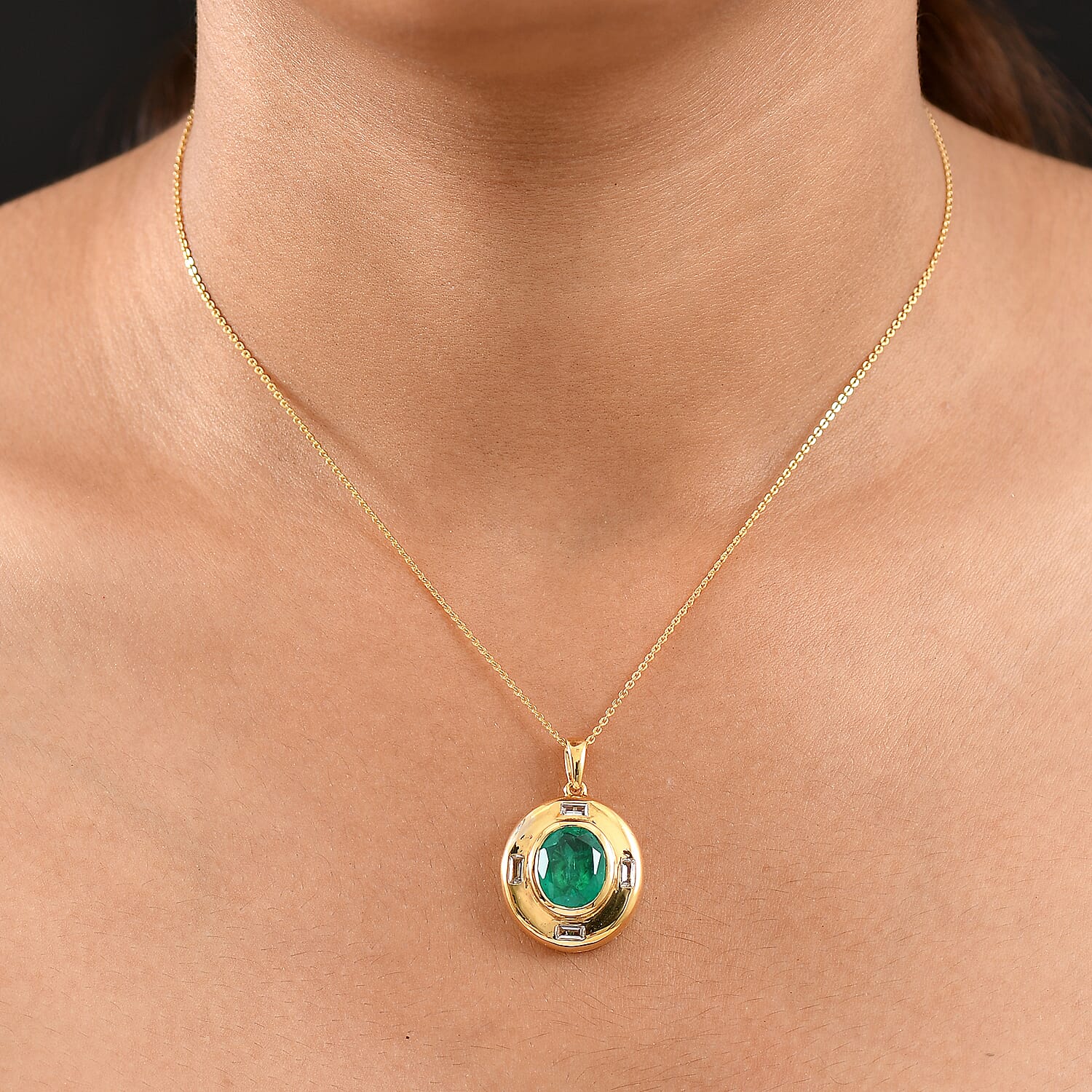 D'joy Emeraldine Triplet Quartz & White Topaz Pendant with Chain (Size 20) in Yellow Gold Plated Sterling Silver 5.76 Ct, Silver Wt. 6.64 Gms.