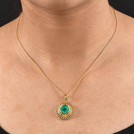 D'joy Emeraldine Triplet Quartz Pendant with Chain (Size 20) in Yellow Gold Plated Sterling 2.95 Ct, Silver Wt. 5.46 Gms.