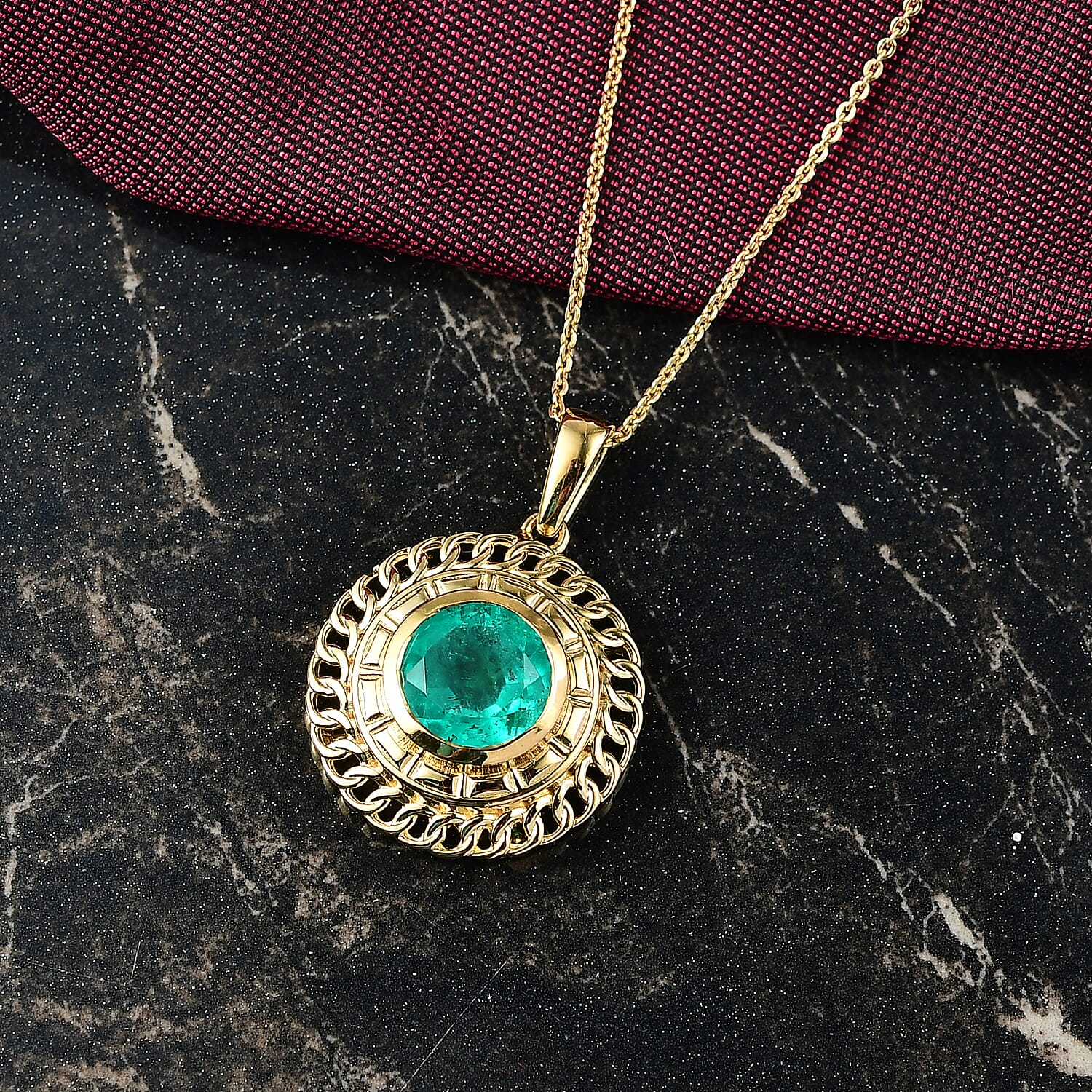 D'joy Emeraldine Triplet Quartz Pendant with Chain (Size 20) in Yellow Gold Plated Sterling 2.95 Ct, Silver Wt. 5.46 Gms.