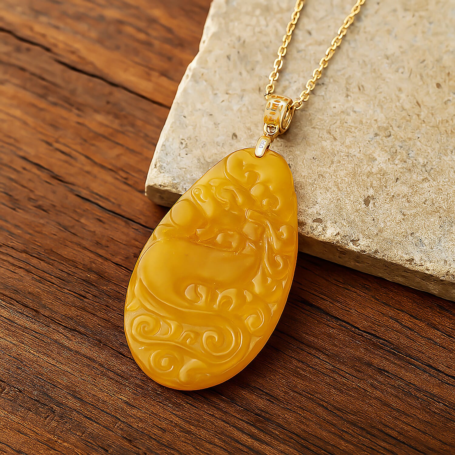 Honey Jade Dragon Embossed Pendant with Chain (Size 20) in Yellow Gold Plated Sterling Silver 80.00 Ct.