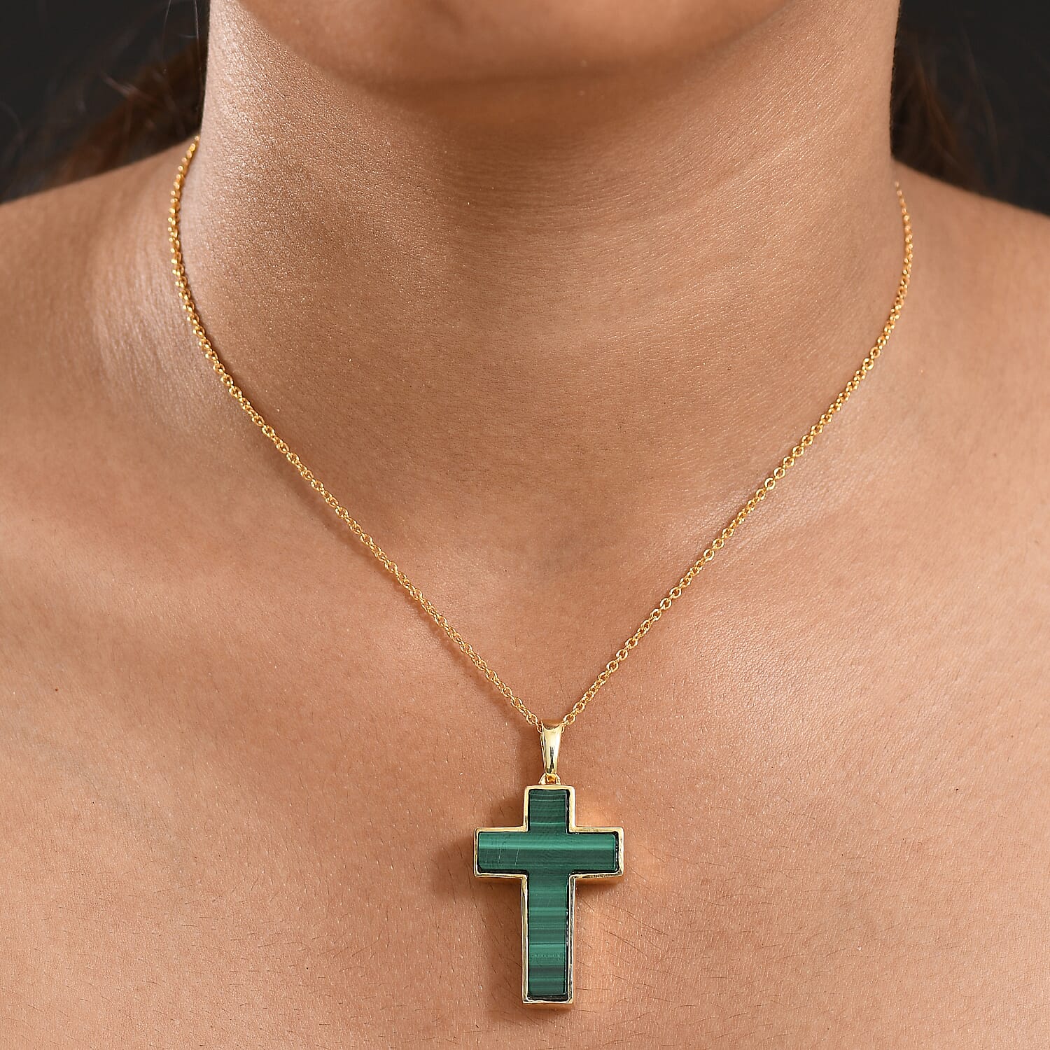 Malachite Cross Pendant with Chain (Size 20) in Yellow Gold Plated 21.82 Ct.