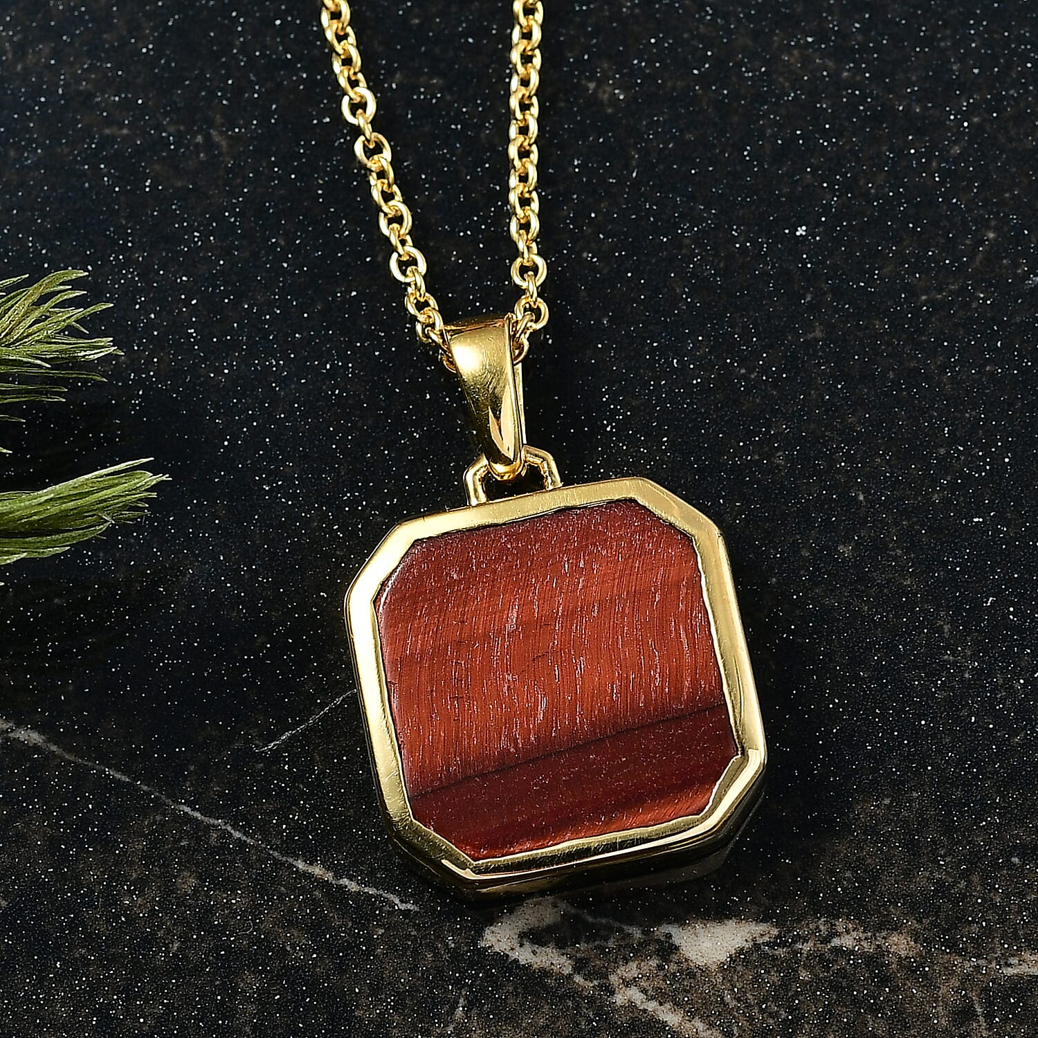 EverTrue Red Tiger Eye Pendant with Chain (Size 20) in Yellow Gold Plated 6.35 Ct.