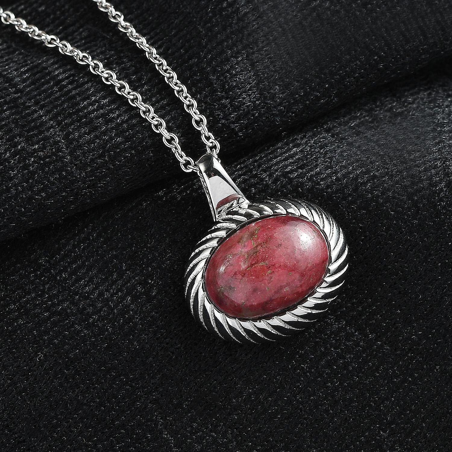 EverTrue Natural Thulite Pendant with Chain (Size 20) 8.36 Ct.