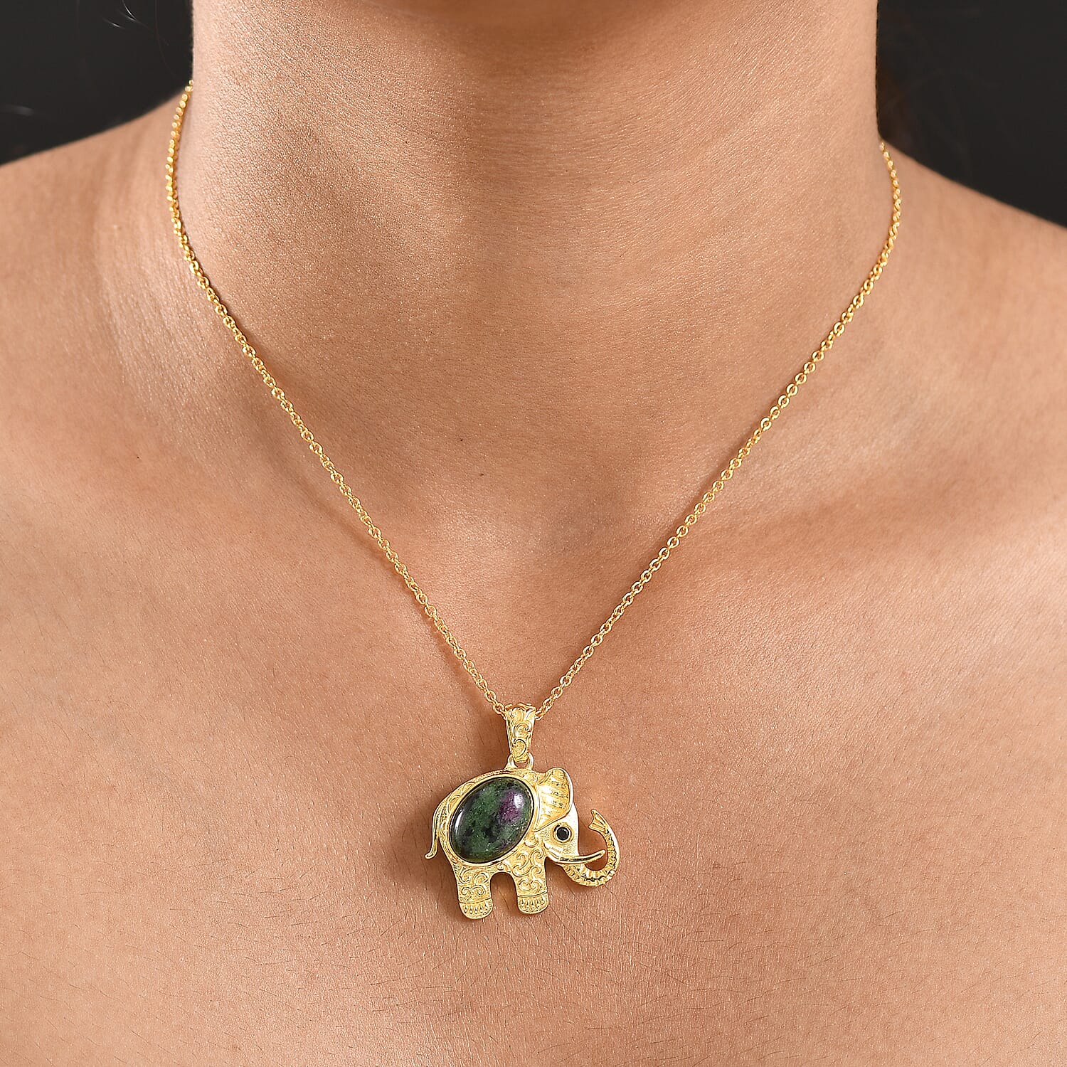 EverTrue Natural Ruby Zoisite & Black Spinel Elephant Pendant with Chain (Size 20) in Yellow Gold Plated
