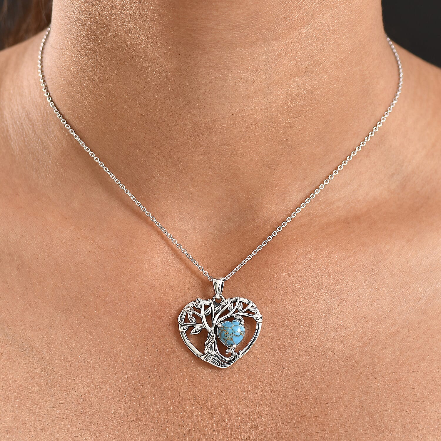 D'Joy Blue Mojave Turquoise Black Oxidised Pendant with Cable Chain (Size 20) Sterling Silver 1.78 Ct.