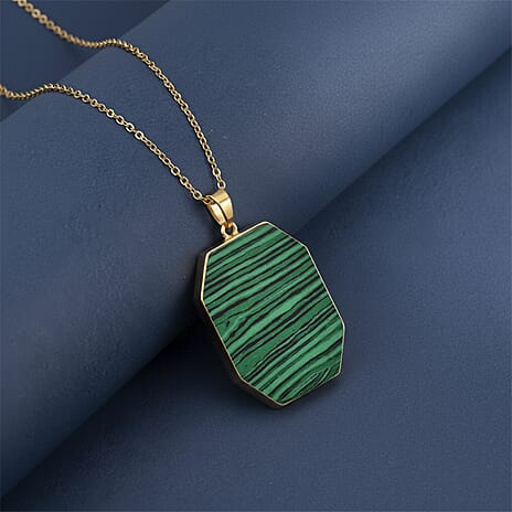 Malachite Solitaire Pendant with Chain (Size 20-2 Ext) 20.00 Ct.