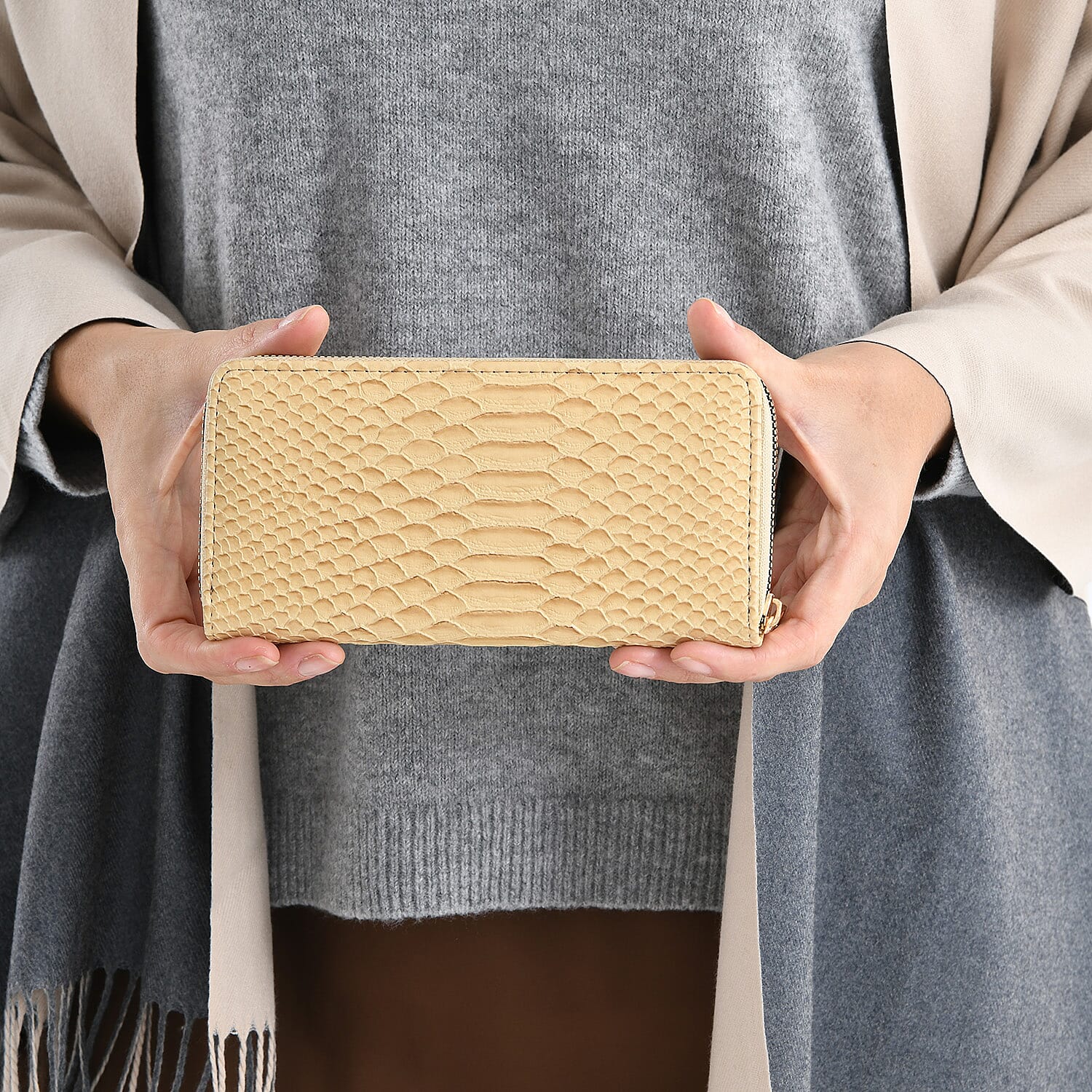 Brand-LA MAREY style-Color-Apricot Size-Profile-  PU wallet with RFID  Wall (exterior)-PU, Lining (Interior)-PVC-Polyester Pockets (exterior)- Zipped-1 Pockets (interior)-  Card slot-10,currency divi