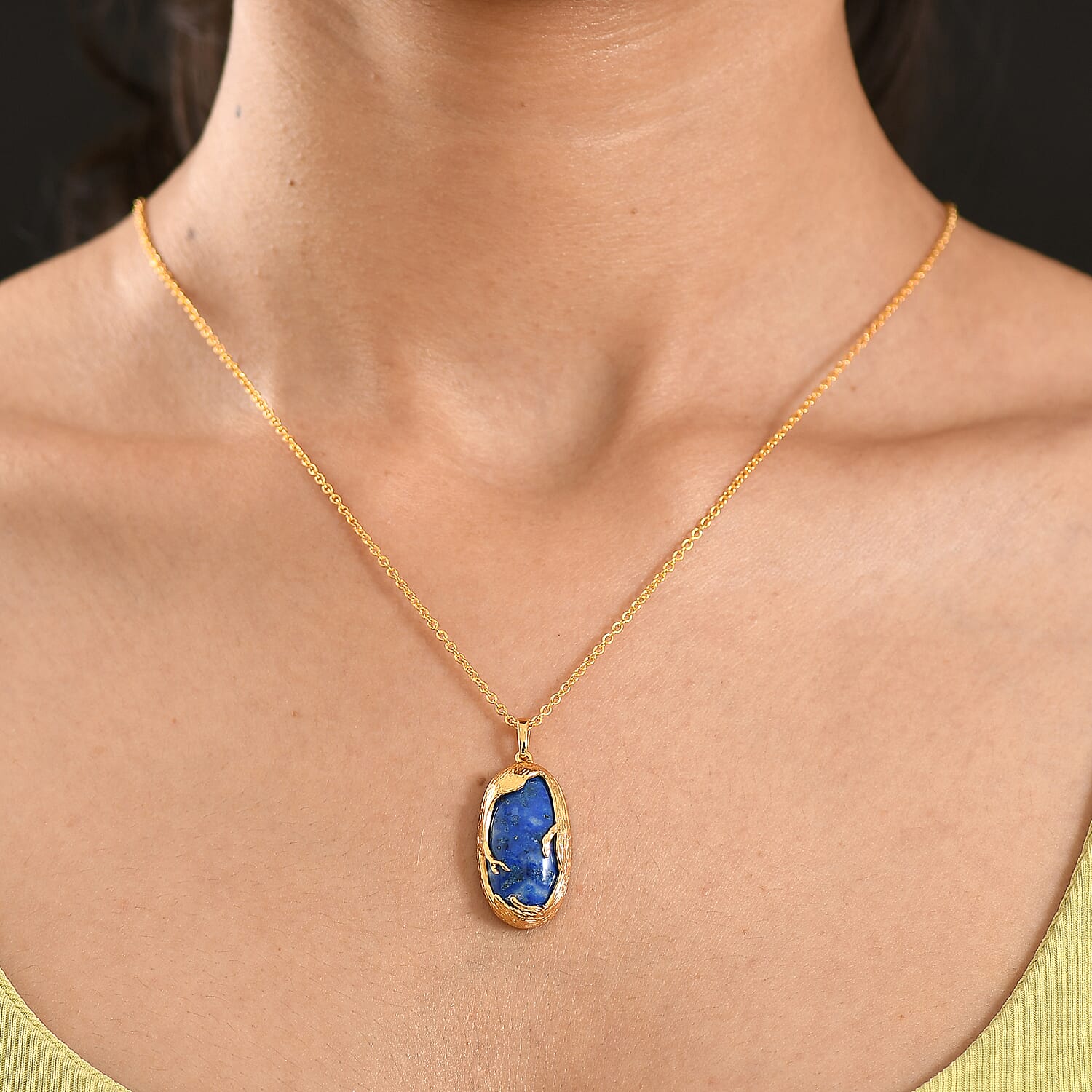 EverTrue Lapis Lagoon Pendant with Chain (Size - 20) in Yellow Gold Tone  21.13 Ct.