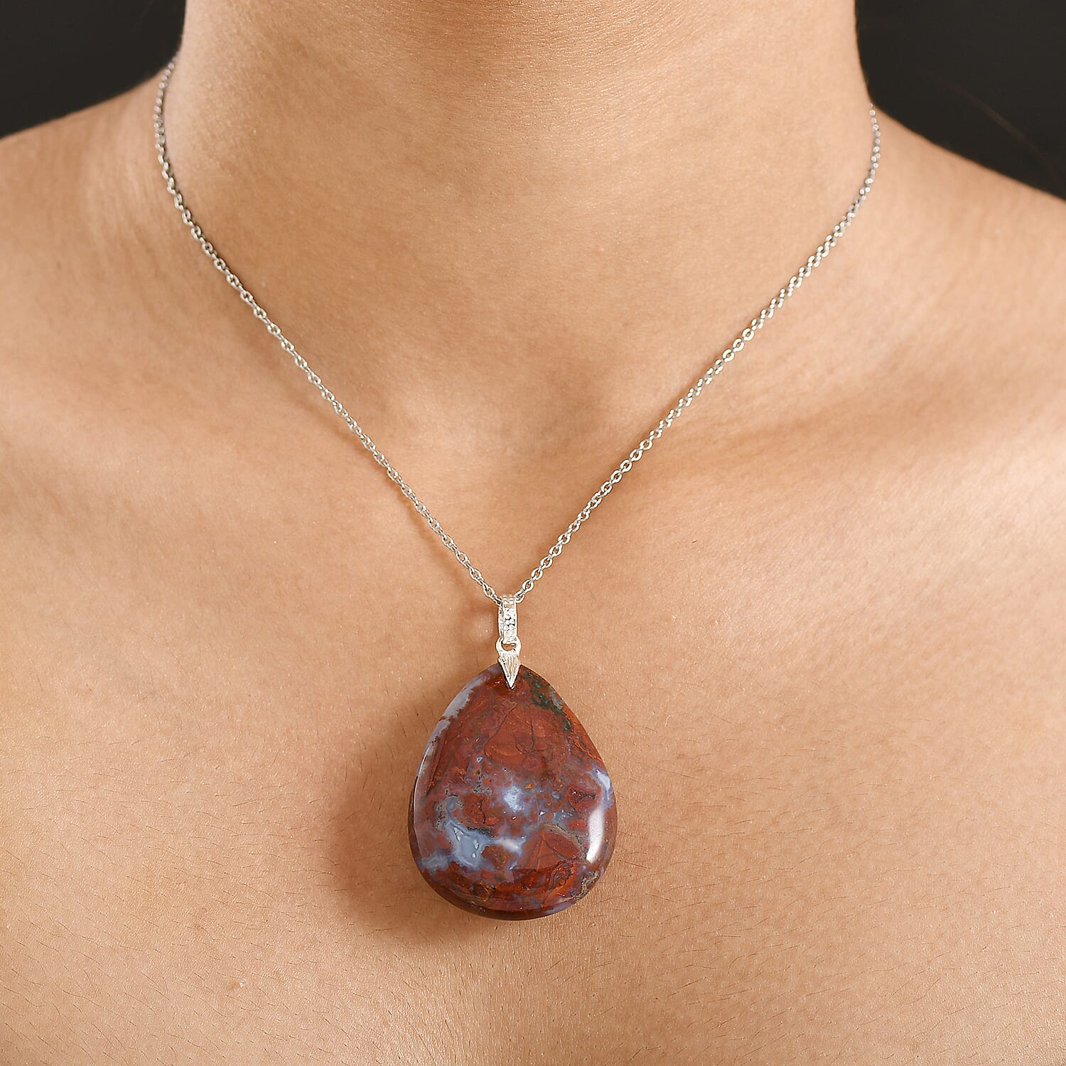 Red Jasper Pendant with Chain (Size 20) Mix Metal  100.000  Ct.