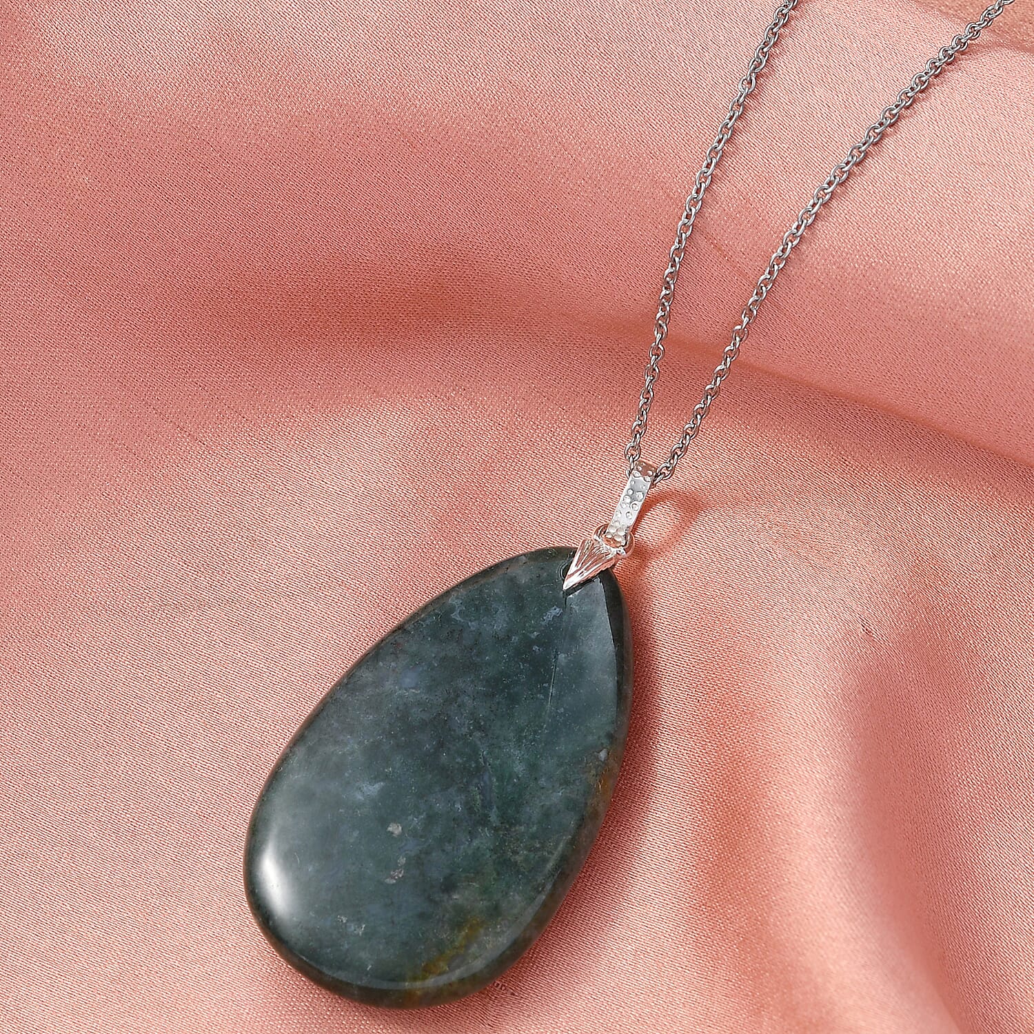 Jasper Pendant with Chain (Size 20) Mix Metal  100.000  Ct.