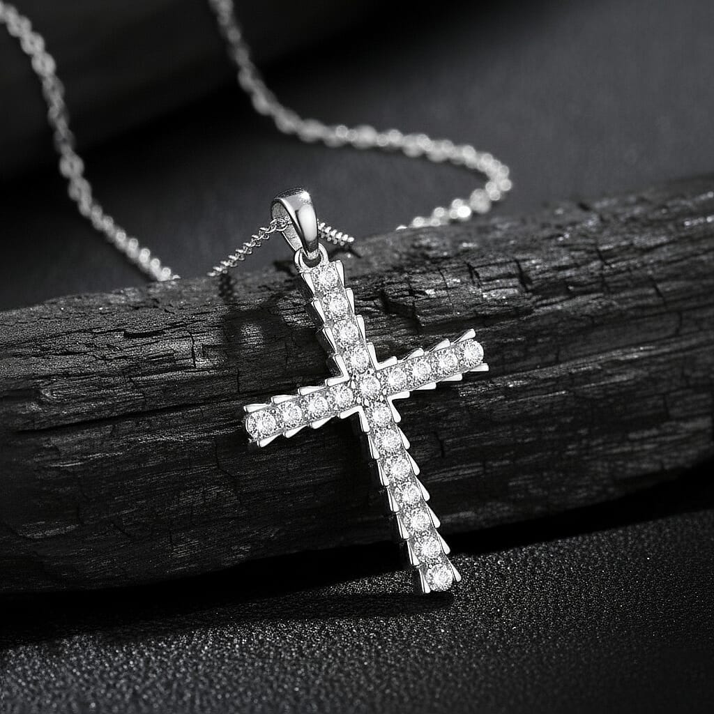 NY Close Out Deal - Luxuriant Lab Grown Diamond (SI-GH) Cross Pendant with Chain (Size 18-20) in Rhodium Overlay Sterling Silver 1.00 Ct.