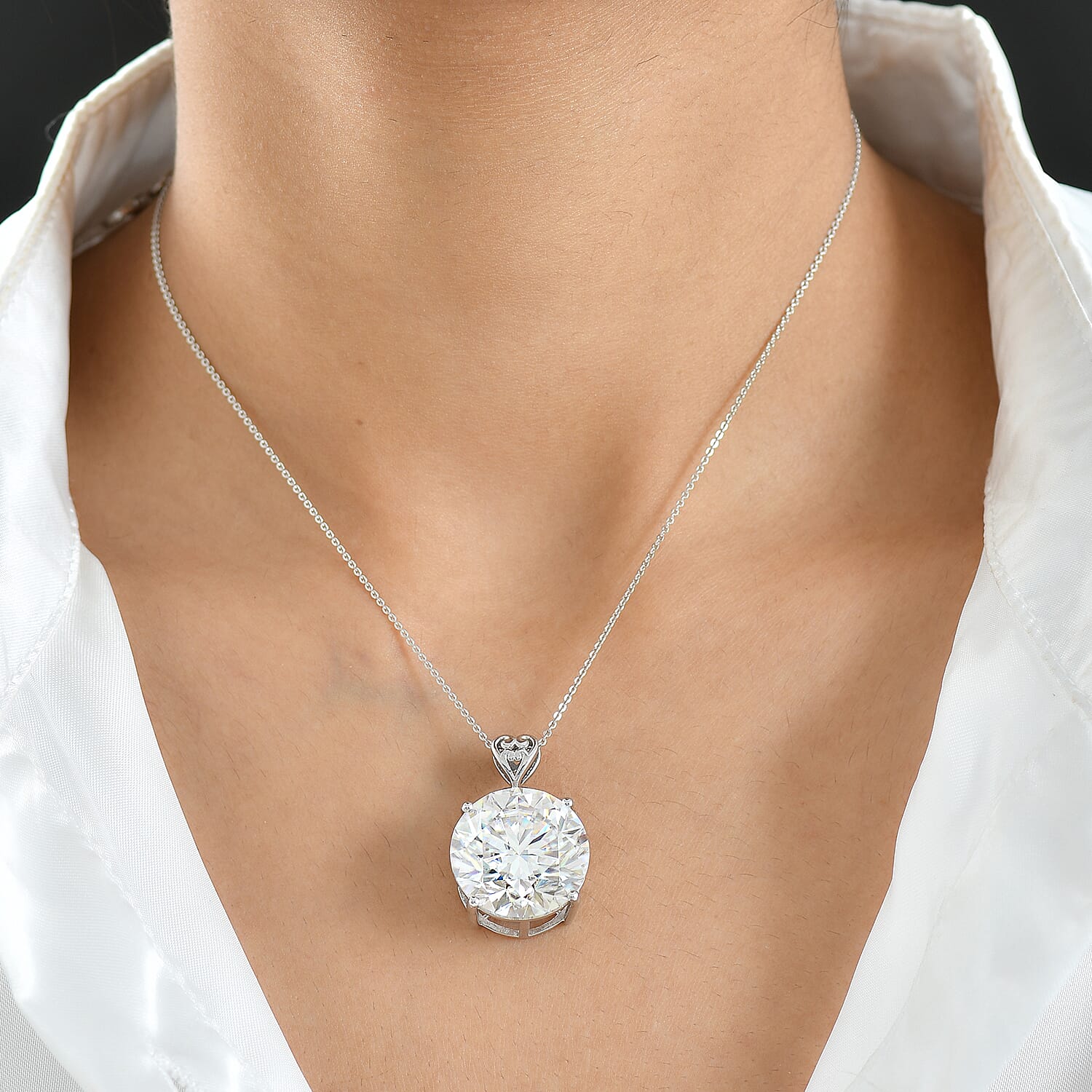 Moissanite Pendant with Chain (Size 20) in Rhodium Overlay Sterling Silver 30 Ct, Silver Wt. 6.44 Gms.