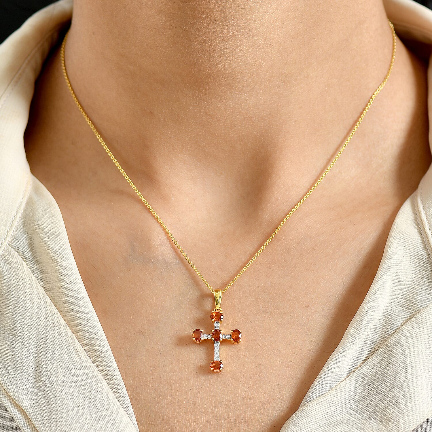 Hessonite Garnet,  Moissanite Pendant with Torn Chain 19DC (Size 20) in 18K YG Plating Sterling Silver 0.11 ct  1.160  Ct.