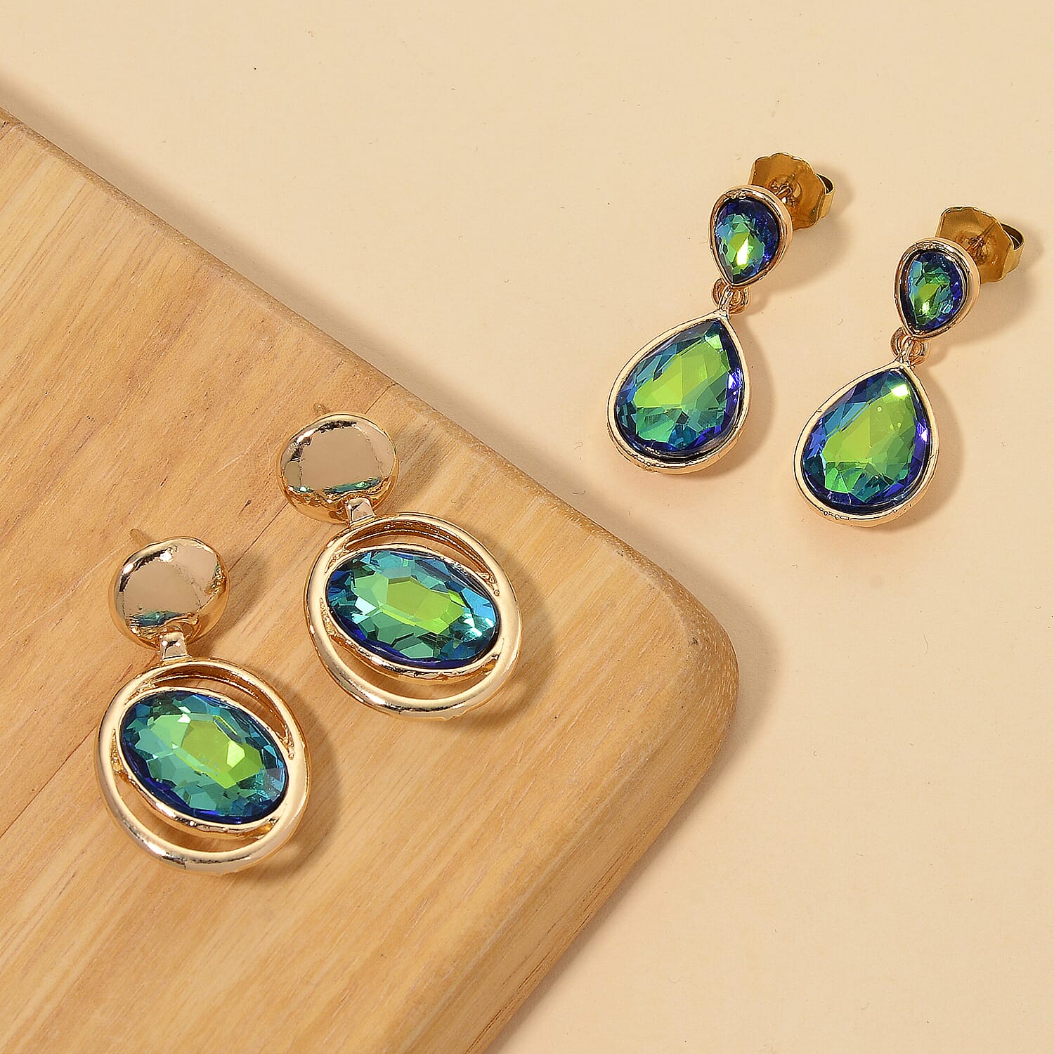 Set of 2 -  Green Magic Color Crystal Dangling Earring with Push Back in Yellow Gold Tone