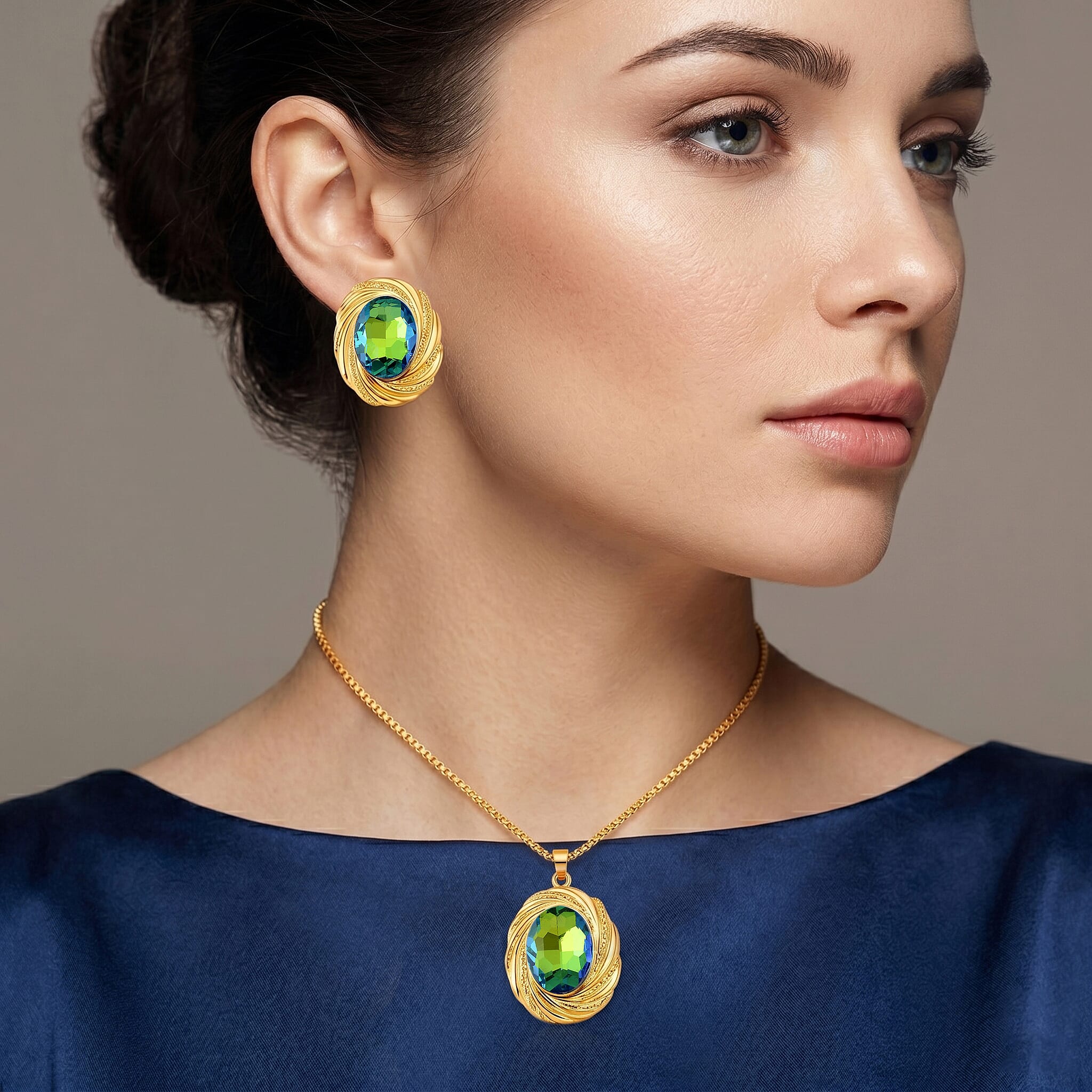 Set of 2 - Green Magic Color Crystal Necklace (Size - 20-2 Ext) & Earring with Push Back in Yellow Gold Tone