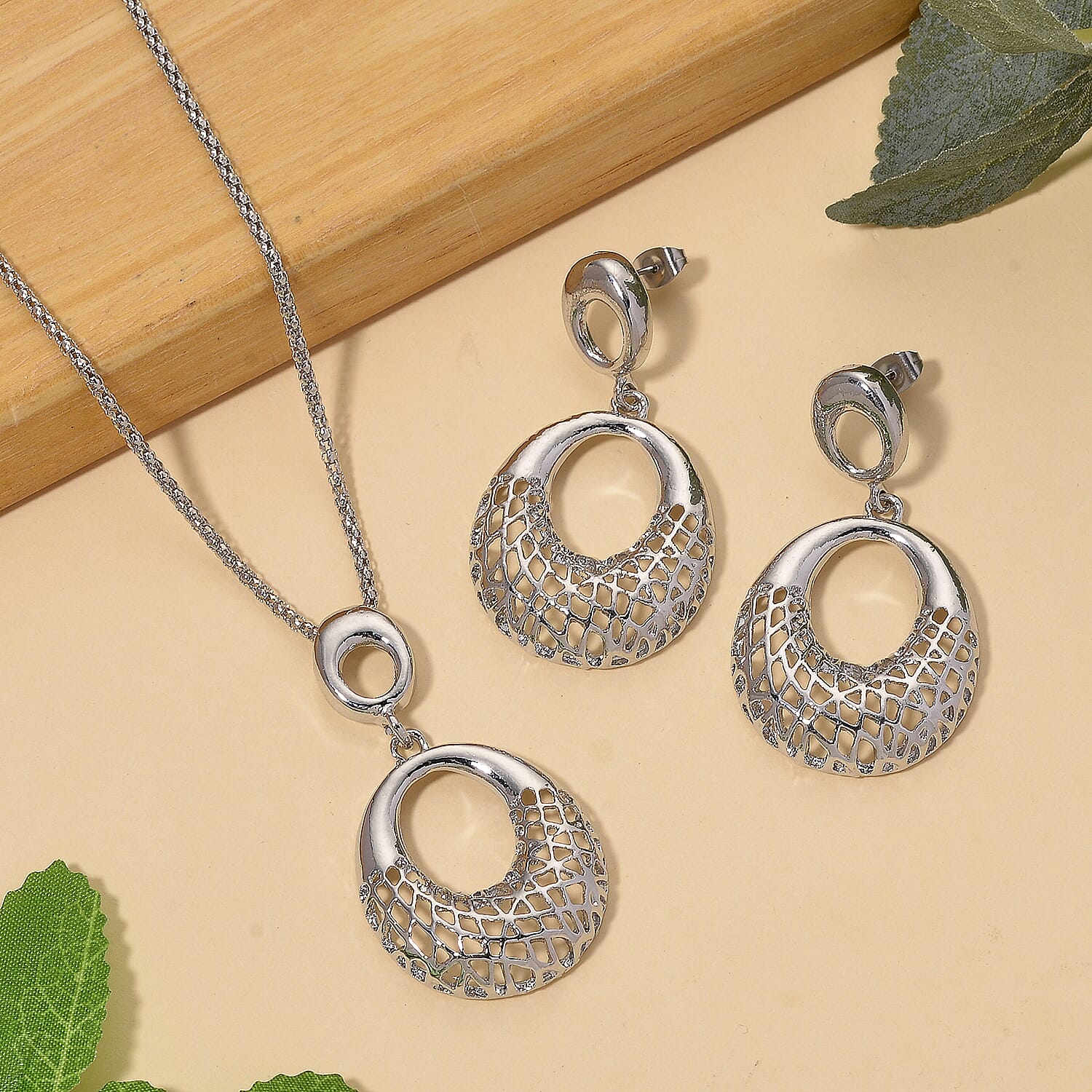 Set of 2 - Necklace (Size - 20-2) & Earring with Push Back in Silver Tone