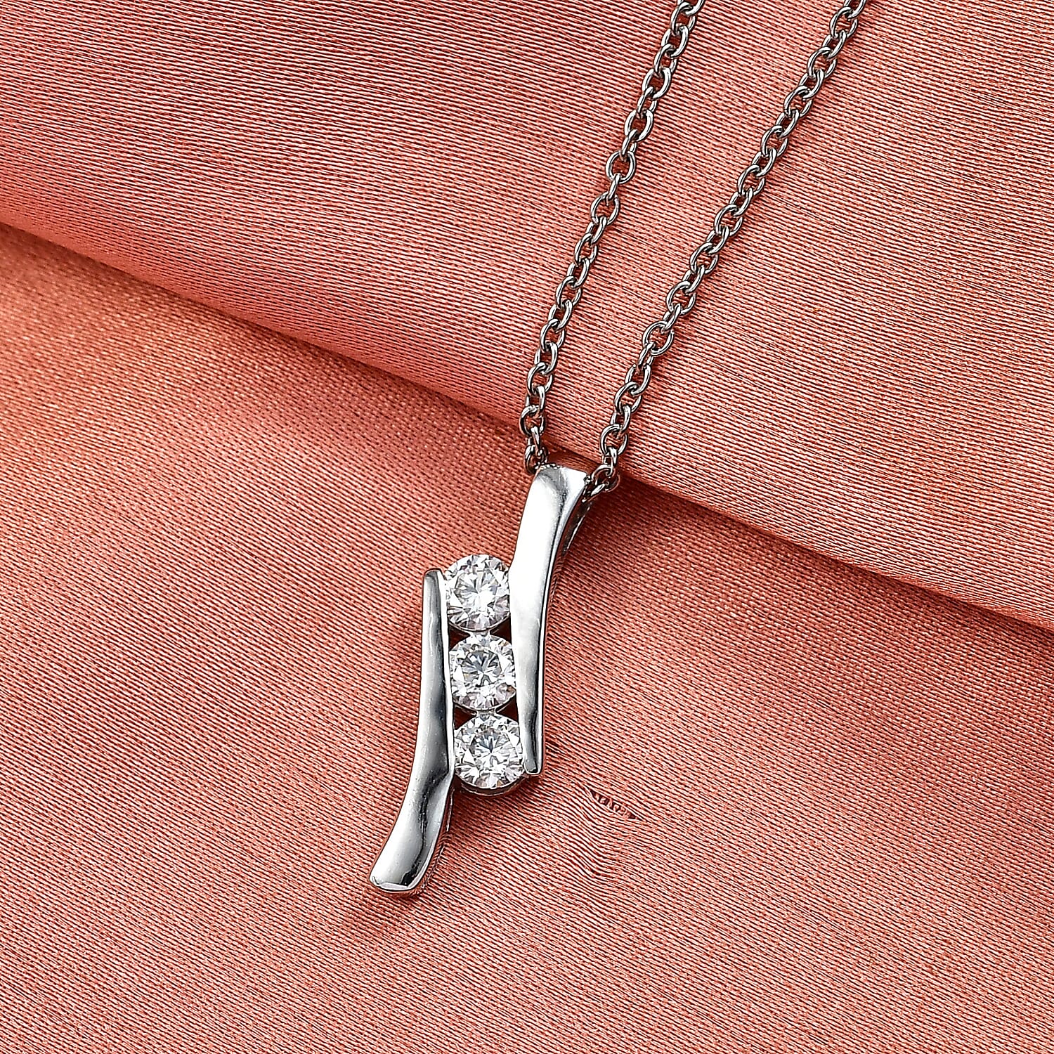 Moissanite S-Curve Pendant with Chain (Size 20)