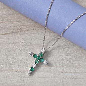 https://tjcuk.sirv.com/Products/44/4/4449474/Luxuriant-Zambian-Emerald-SI-GH-Lab-Grown-Diamond-Pendant-with-Chain-S_4449474_1.jpg?w=342&h=342