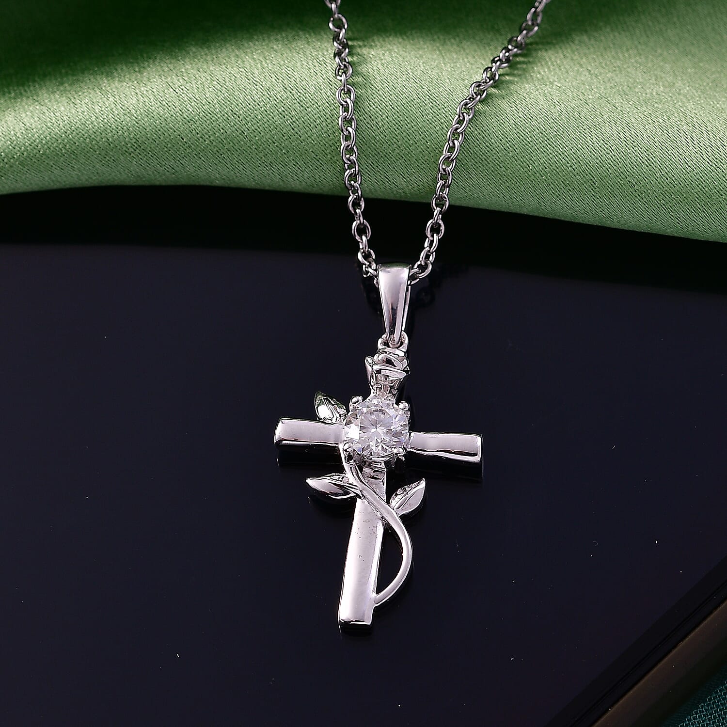 Moissanite Platinum Overlay Cross Pendant with Chain (Size 20)