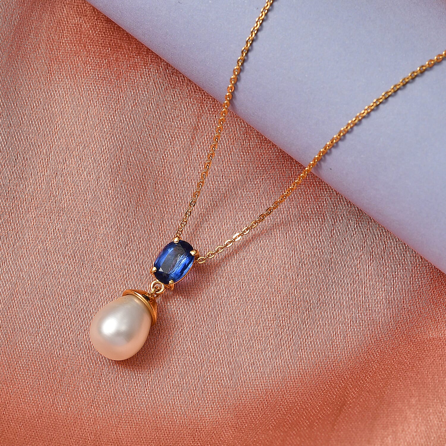 D'Joy AAA Natural Kashmir kyanite & Fresh Water Pearl Drop Pendant with Chain (Size 20) in Yellow Gold Plated Sterling Silver 1.093 Ct.