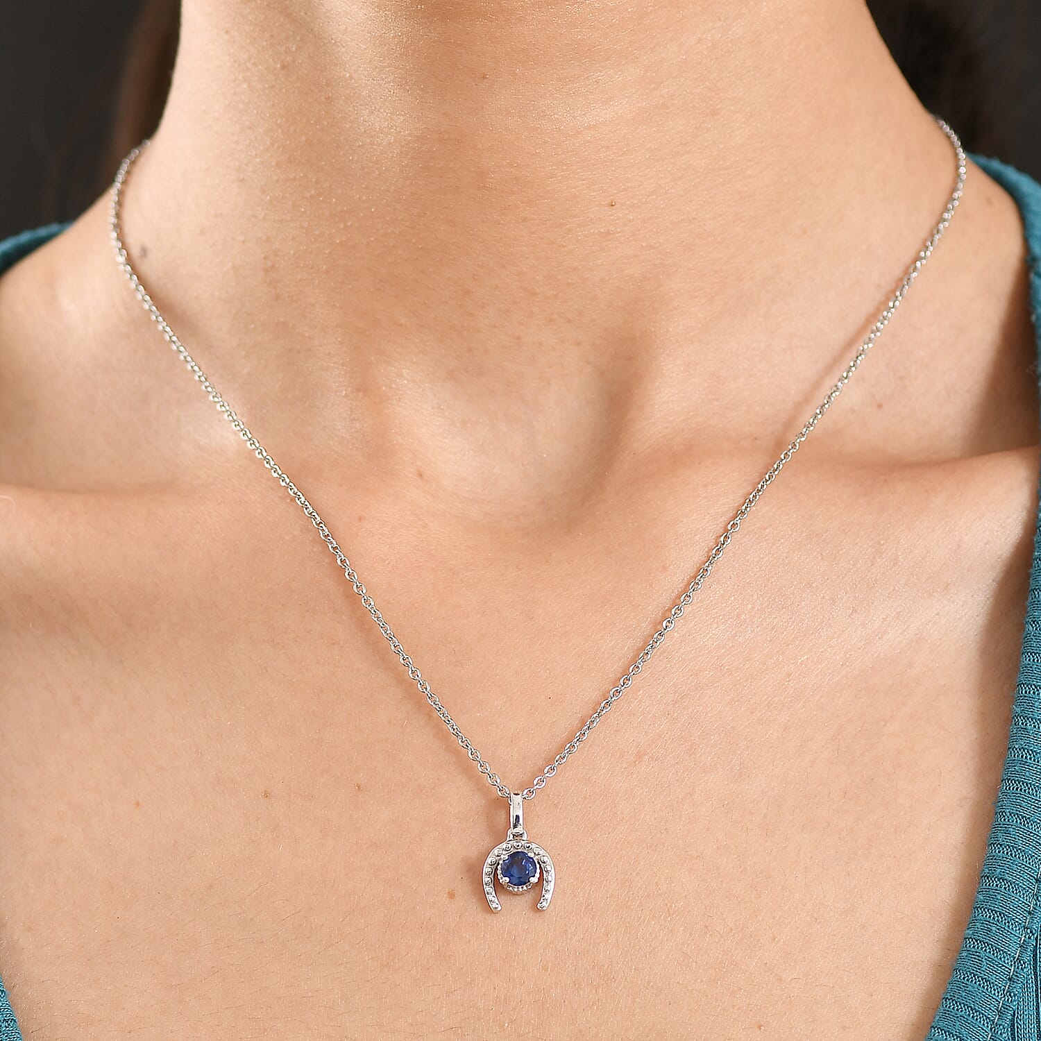 D'Joy AAA Natural Kashmir Kyanite Horseshoe Pendant with Chain (Size 20) in Platinum Overlay Sterling Silver